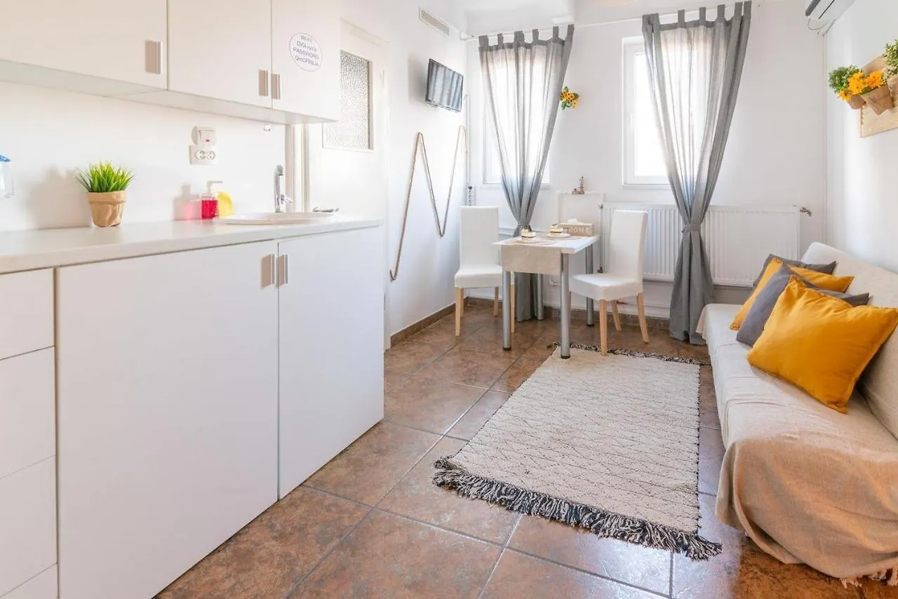 apartament ion c bratianu nr 6 Apartment Bucureşti 0*,
